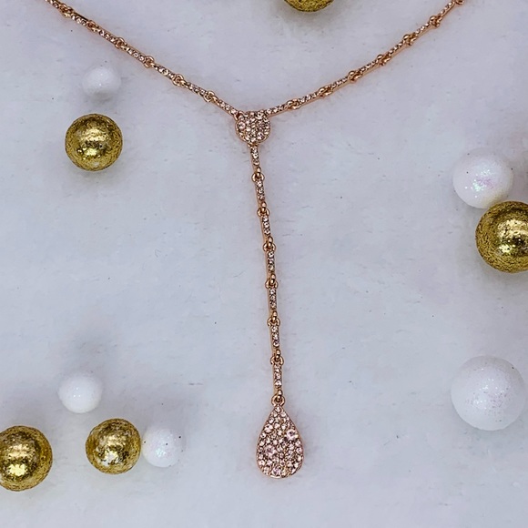 Scattered Crystals Adjustable Lariat Necklace - Picture 12 of 13